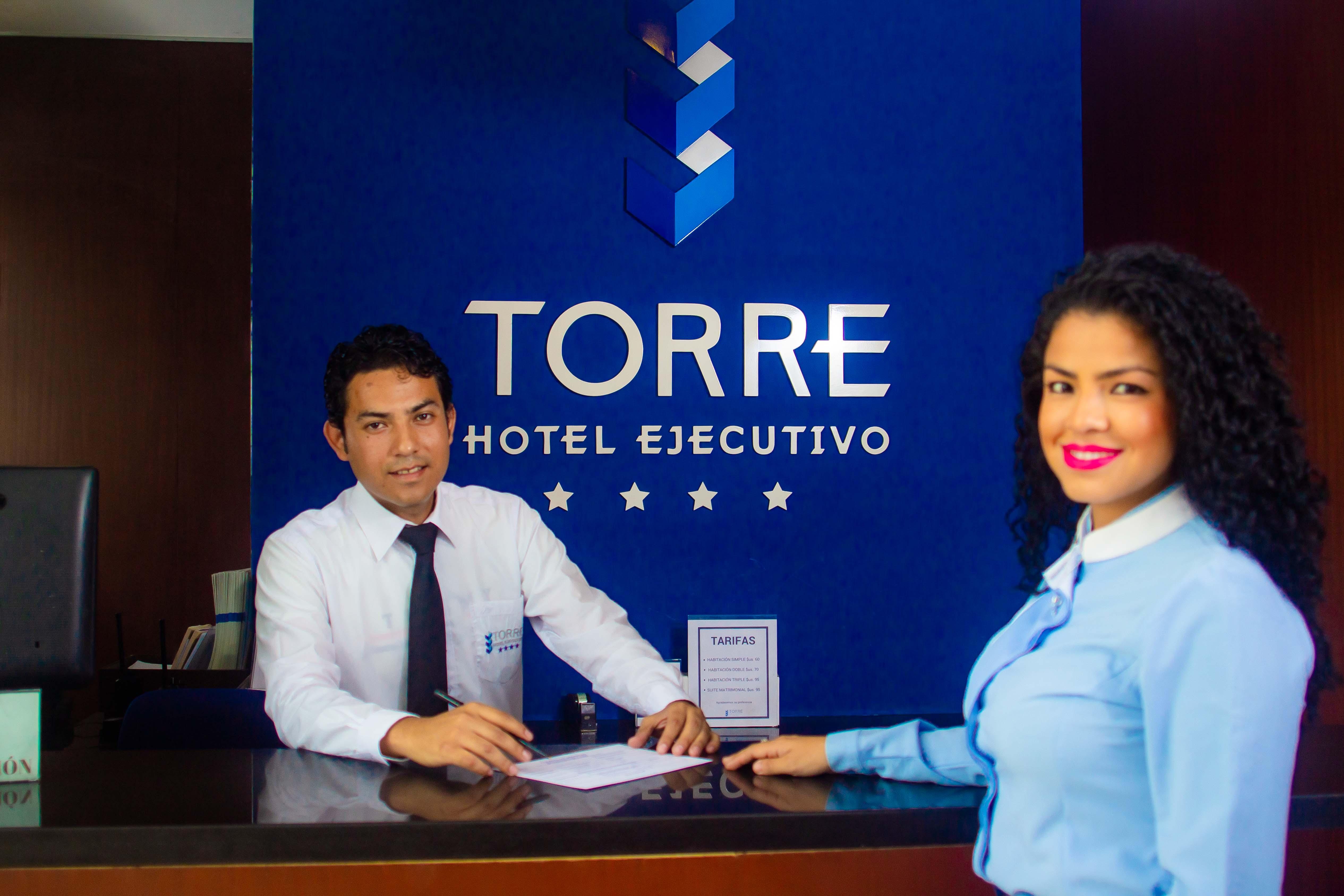 Torre Hotel Ejecutivo Santa Cruz de La Sierra Bagian luar foto