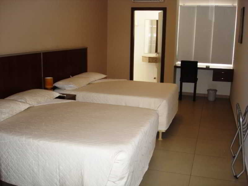 Torre Hotel Ejecutivo Santa Cruz de La Sierra Bagian luar foto