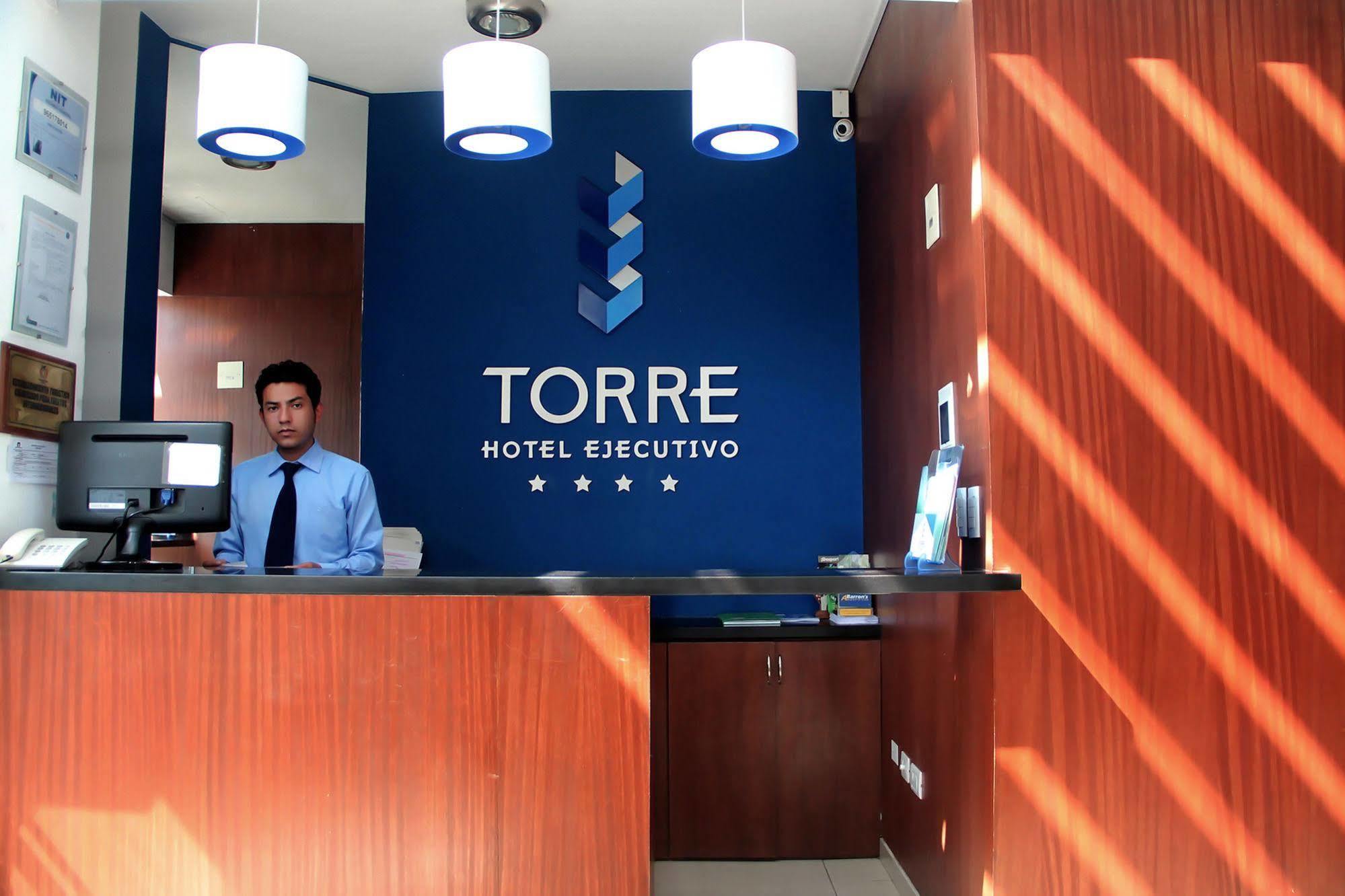 Torre Hotel Ejecutivo Santa Cruz de La Sierra Bagian luar foto